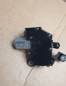 SILNICZEK WYCIERACZKI TYLNEJ OPEL ASTRA J nr 13256917 2