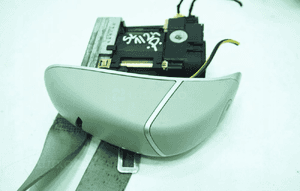 PAS PIROTECHNICZNY PRAWY KOLOR 7F03 MERCEDES SL R230 EUROPA 2