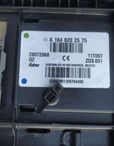 mercedes ml gl 164 r 251 antena dachowa  A 1648202575 2