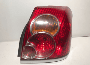 Toyota avensis T25 hb lampa tył prawa oryginał wysyłka! 1