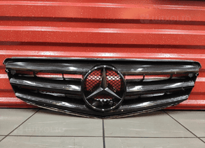 Mercedes c-klasa W204 lift grill atrapa kratka amg czarna oryginał 1