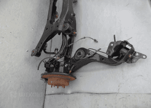 Oś tylna zawieszenie tył sanki nissan juke i F15 4X4 3
