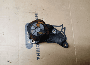 Łapa wspornik silnika poduszka Audi A6 C6 2.7 TDI 4F0199343M 2