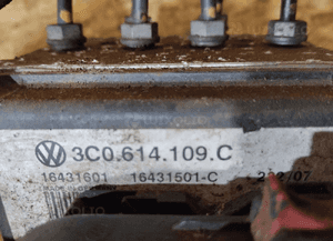 Pompa hamulcowa abs vw passat B6 2.0 tdi 3C0614109C 5