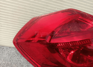 Subaru legacy iv outback kombi lampa tył lewa oryginał wysyłka! 3