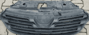 Renault Trafic III grill atrapa 1