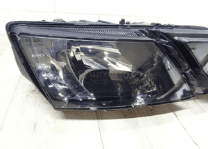 Skoda Octavia 3 LIFT Lampa Reflektor 5E1941016C PRAWA 2