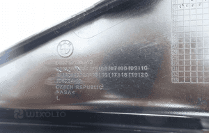 Kratka zderzaka lewa przód bmw 2 F44 8491643 3
