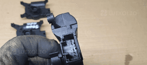 Silniczek klap nagrzewnicy VW Touareg 52411483 3