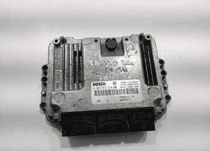 KOMPUTER STEROWNIK SILNIKA TRAFIC II VIVARO A 2.0 DCI 0281015330 8200935115 2