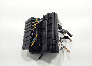 MODUŁ SKRZYNKA BEZPIECZNIKÓW BSM CITROEN C5 III X7 9807028580 12-17 LIFT 3