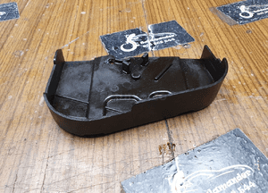 Obudowa 06B103340 Osłona Rozrzadu Łańcucha Pompy Oleju 2.0 20V ALT FSI Audi A4 B6 B7 A6 VW 8