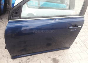Toyota Avensis 03-06 T25 drzwi przod przednie prawe 2