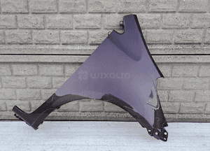 Toyota iq 2008 - 2014 błotnik przedni prawy 1