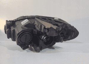 Mercedes B Klasa A246 Lampa przednia H7 - R 13596 6