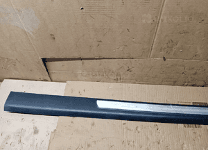Listwa progowa progu prawy przód przednia prawa Audi A6 C6 4F0853374C 2