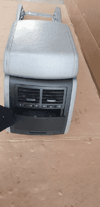 Tunel środkowy podłokietnik VW Touareg 7L6863243K 6