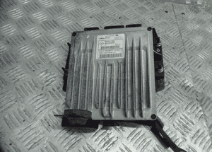 CLIO 3 III 1.5 DCI KOMPUTER STEROWNIK 8200911560 1