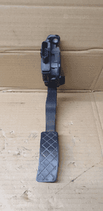 Pedał potencjometr gazu Audi A4 B8 8K1721523 1