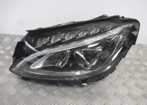 Lampa przód przednia lewa mercedes c-klasa W205  full led 2014- 1