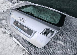 Klapa Bagaznika Szyba Srebrna Szara Audi A3 8P Sportback 5 D Drzwi 17