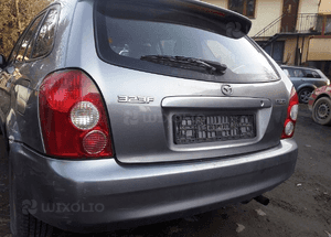 Mazda 323f bj 98-03 Klapa tylna tył z szyba 2