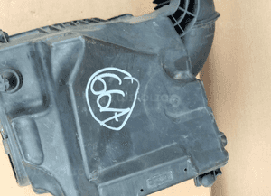 Obudowa filtra powietrza ford kuga MK1 volvo V50 2.0 tdci 7M51-9600-BH 3