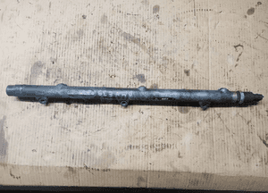 Listwa wtryskowa paliwa BMW 5 E39 3.0D 0445216002 1