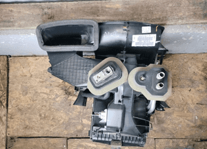 Nagrzewnica ford fiesta MK7 1.25 AB31-19B555-AE 2