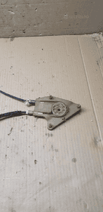 Mechanizm podnośnik szyby prawy tył tylny prawy Renault Laguna III 827000001R 3