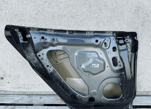 Drzwi tyl tylne lewe tesla model s lift fl 2016- bardzo ladne 5