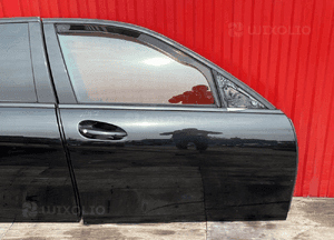 Mercedes W204 08-11 drzwi 197 prawy przód ładne do założenia 2