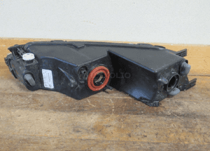 Halogen przeciwmgielny prawy vw passat B8 2014- 10