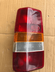 Lampa tylna lewa górna LAND ROVER DISCOVERY 1 I 200TDI 1989-1994 1