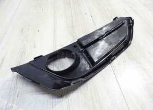 Bmw 1 F20 F22 prawa kratka zderzaka 108336-10 6