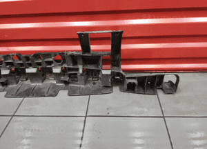 Jeep grand cherokee iii wk wh absorber ślizg zderzaka tył oryginał 12