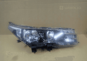 Lampa prawa reflektor prawy toyota corolla E16 led 2013- 1