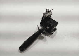 PRZEŁĄCZNIK MANETKA WYCIERACZEK TRAFIC II VIVARO A 8200490947 2007-2014 6