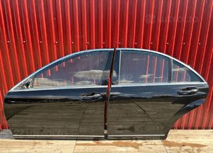 Mercedes W221 drzwi 197 lewy tył oryginał w kolor 2