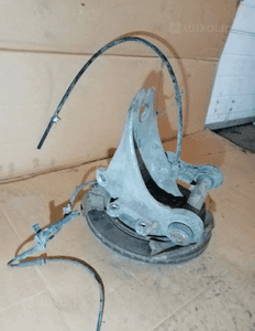 Zwrotnica piasta lewy tył tylna lewa wahacz BMW 5 E39 3.0D 5