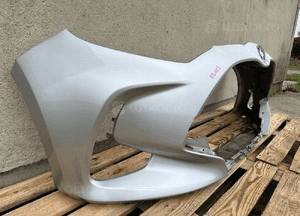Zderzak przód przedni toyota yaris iv 4 2020- cały 2