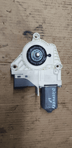 Silniczek szyby lewy przód przedni lewy Land Rover Discovery III 964200-100 1