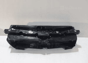 BMW 1 F20 21 Kierownica powietrza górna 13266 2
