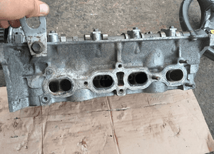 Mazda 323 323f BJ 98-03 1.5 1.5 16V  ZL  Głowica Silnika z wałki 4