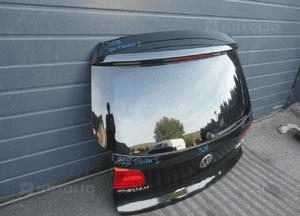 Klapa bagażnika kamera szyba vw tiguan i lift 5N0 LC9XL 2010-2016 1