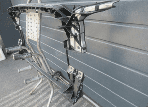Pas przedni przód wzmocnienie czołowe audi A4 B9 8W0805594 2015 8