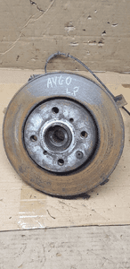 Zwrotnica lewy przód przednia lewa Toyota Aygo 1.0 2