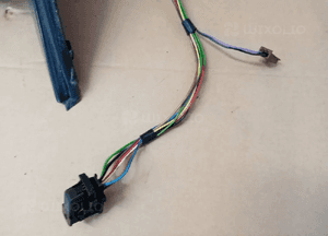 Lusterko prawe elektryczne BMW 5 E39 9 + 2 PIN 3