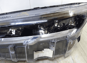 Lampa lewa FORD MUSTANG MACH E LED LJ8B13E015BE 3