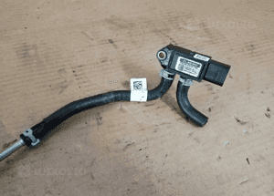 Czujnik ciśnienia spalin rurka Audi Q5 03L906051D 04L131552FS 3